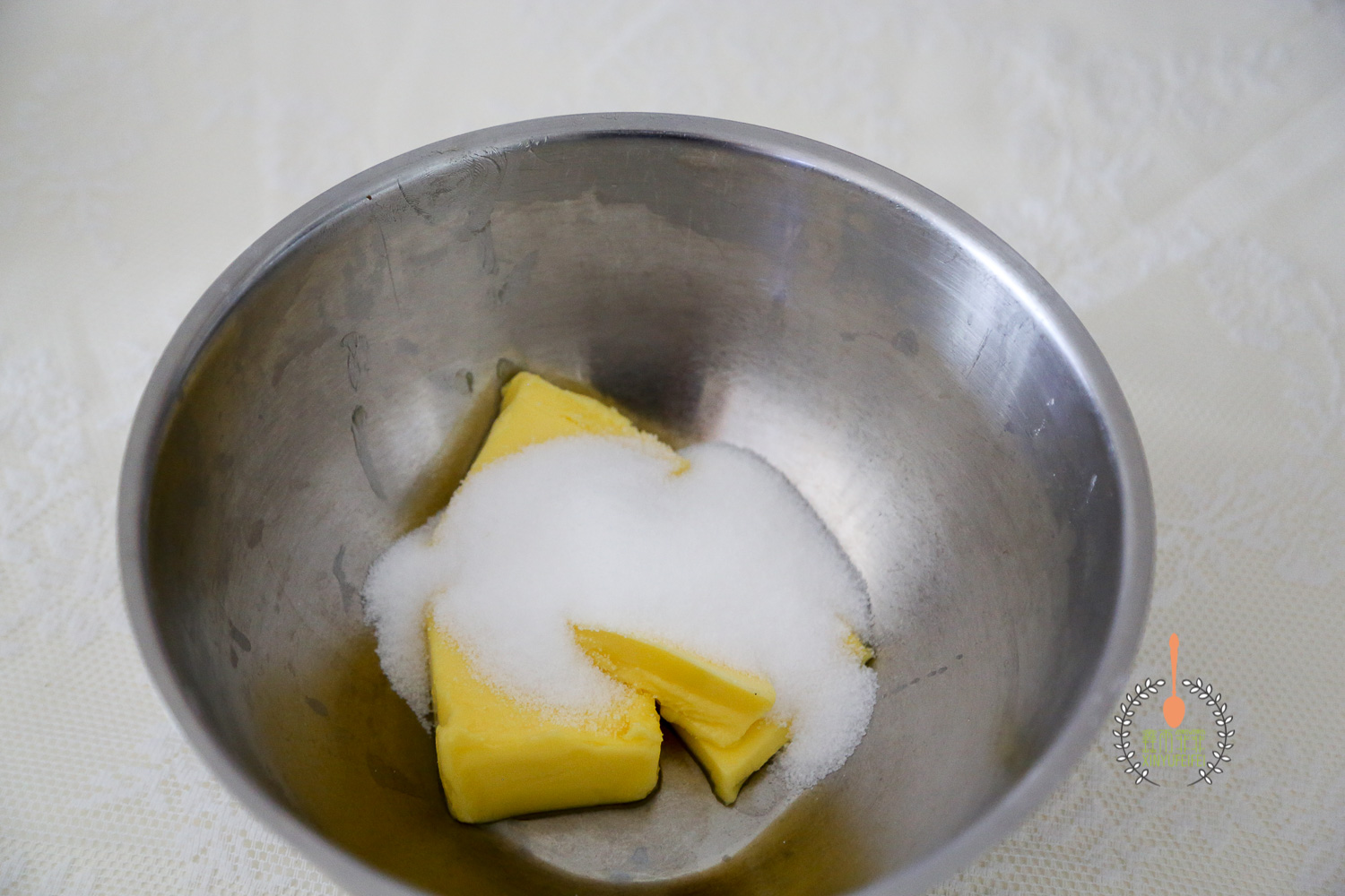 星巴克卖15一个，花同样钱自己动手做了8个，一次过足瘾，随便吃