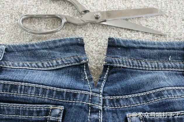 运动裤裤腰大了改小妙招图解,裤腰肥了怎么改瘦最简单的方法