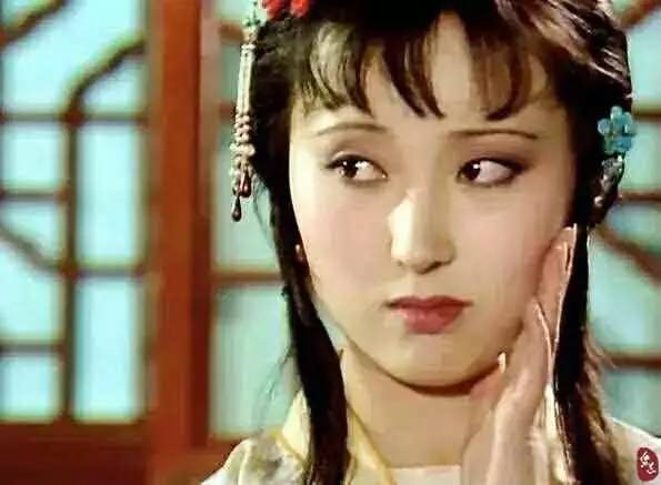 复仇者联盟4里娜塔莎和鹰眼,娜塔莎黑寡妇和鹰眼