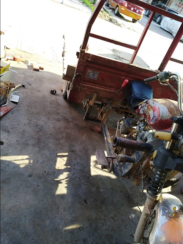 三轮摩托车踩不着火怎么办,三轮摩托车电打火滋滋响不着火