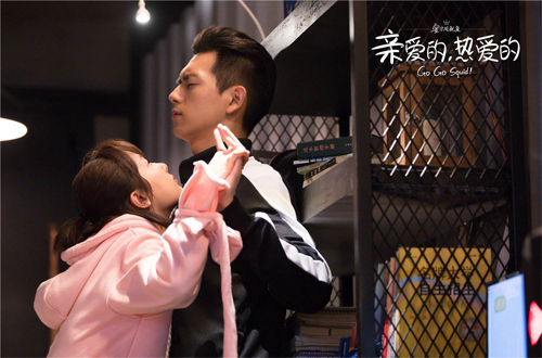 追剧却怕皮肤出油，不花钱的2种NG方式，几点挽救毛孔粗大