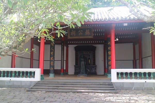 领略海口美丽风光，尝尽海口的各种美食