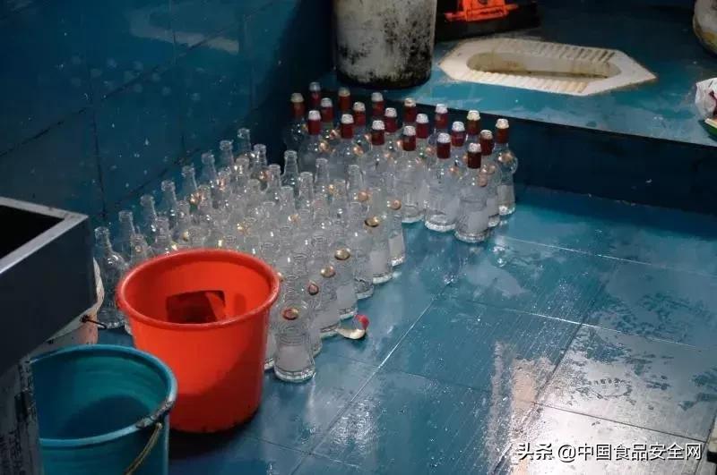 假茅台瓶子能看出来吗,假茅台喝起来什么味道