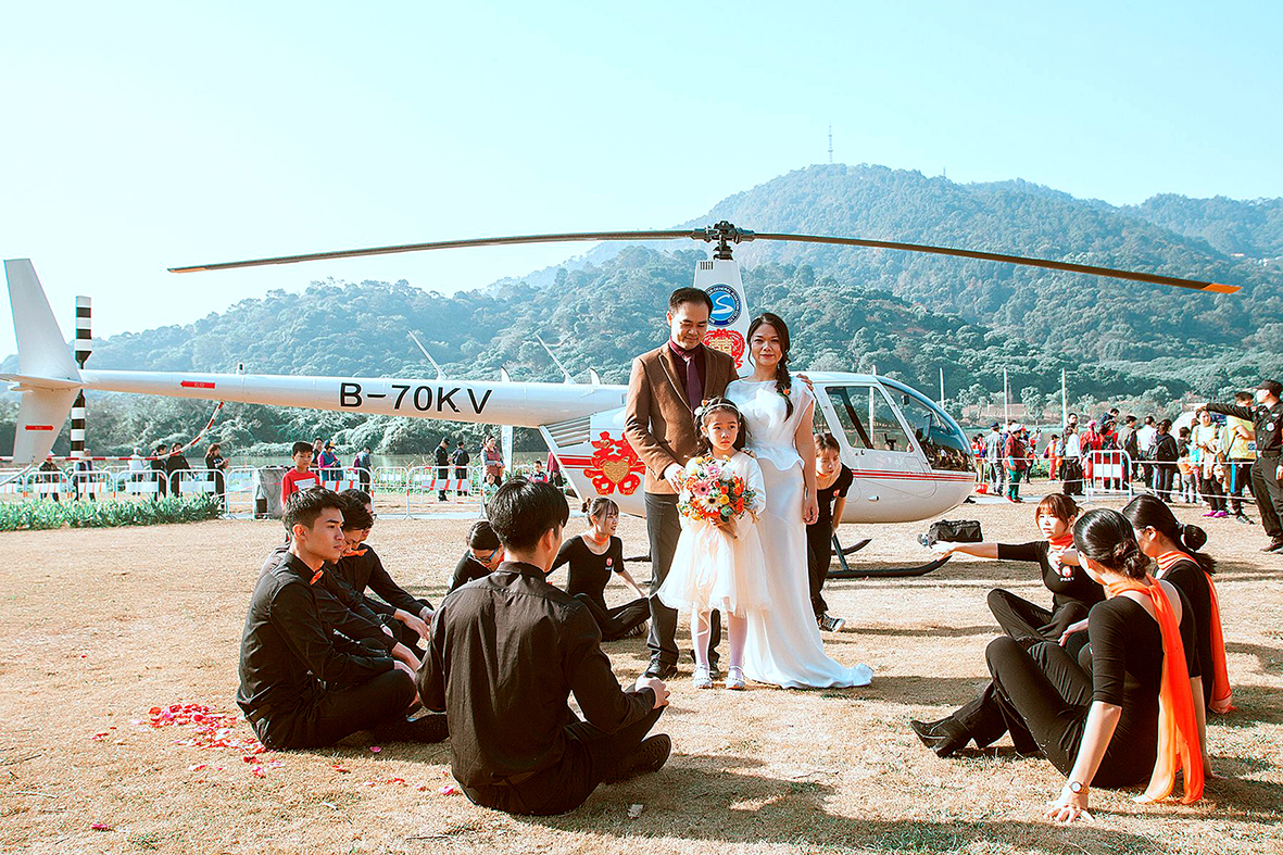 广州从化“空中婚礼”再掀起户外运动热与民同乐共享欢乐嘉年华