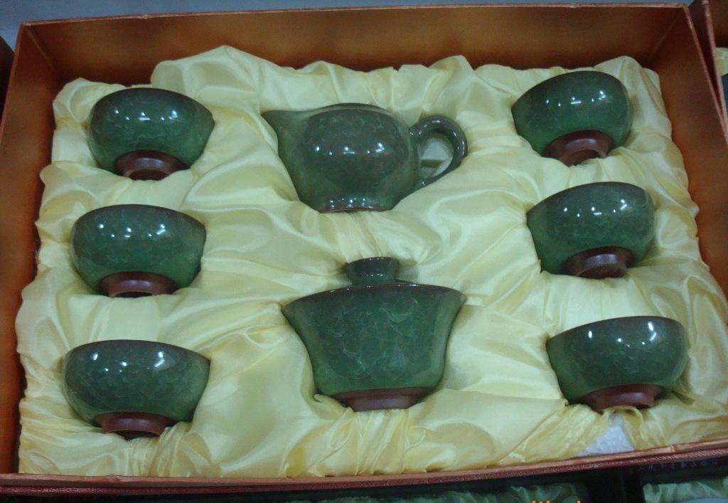 茶叶老板亏本卖茶具,茶店一年利润