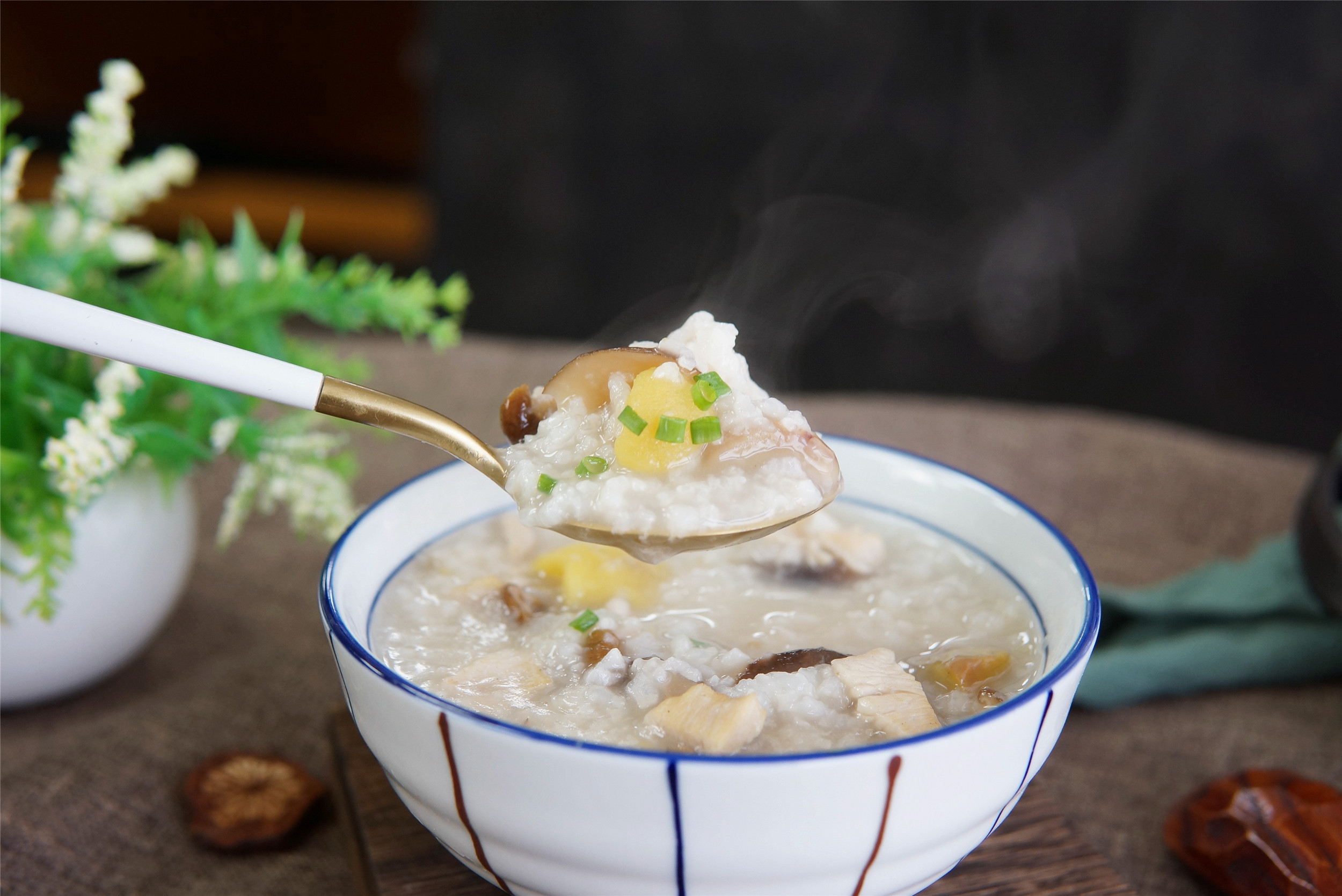 秋季推荐8款粥养生效果更好,适合入秋喝的养生粥