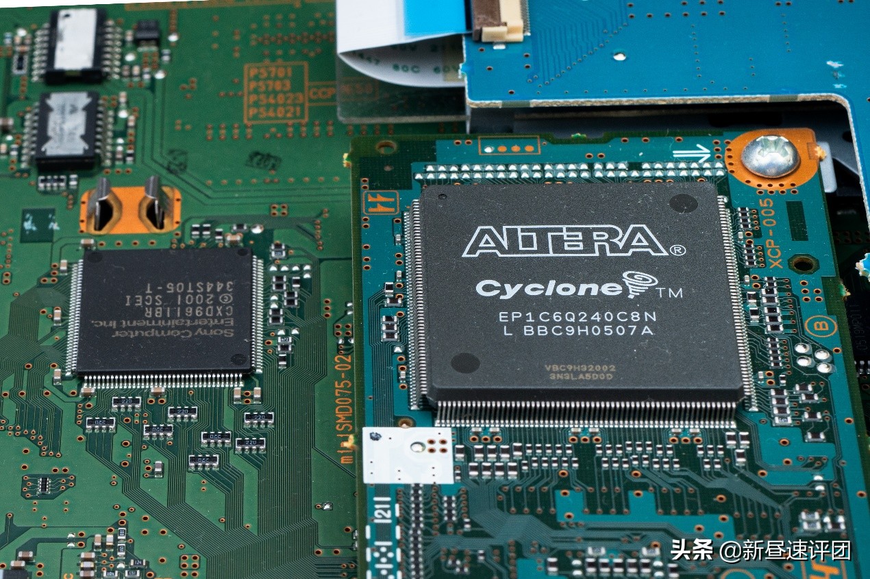 索尼ps游戏机发展史,15年前索尼游戏掌机