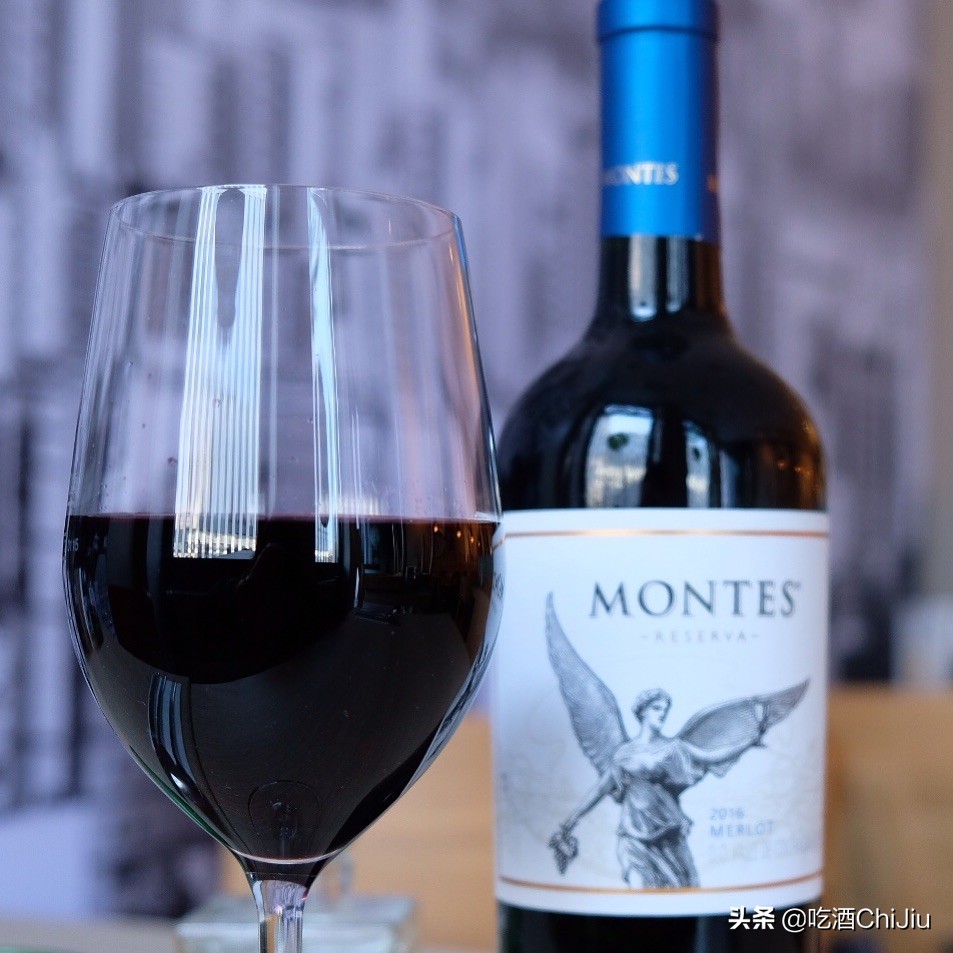 梅洛红葡萄酒怎么选,宴请女士喝红酒怎么说浪漫