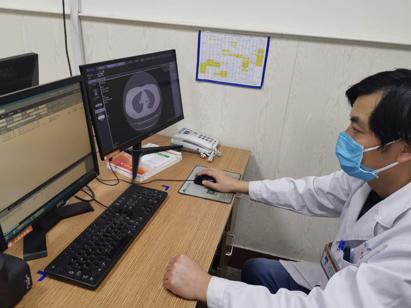 疫情下的中医医护人员,疫情下的医务工作者和一群志愿者