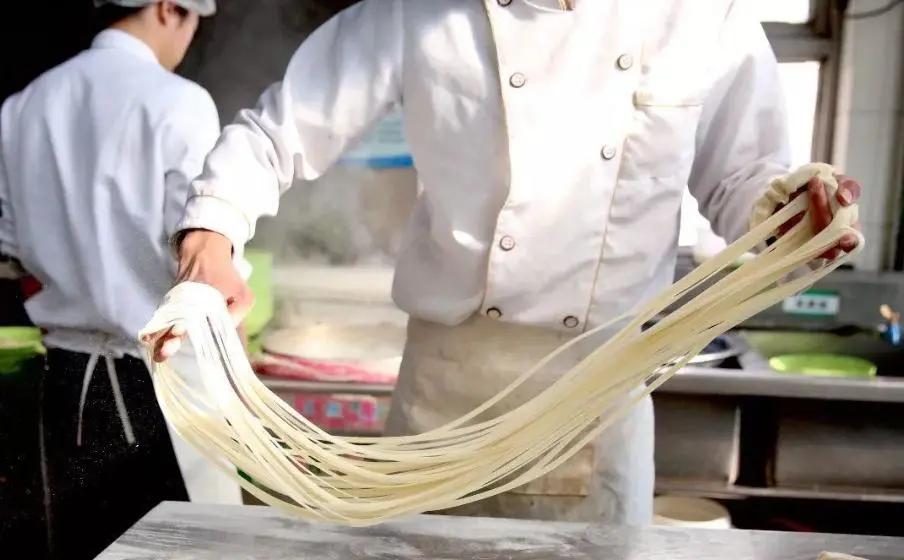 一年赚十万的早餐店还要做下去吗,如何从零开始开一家早餐店