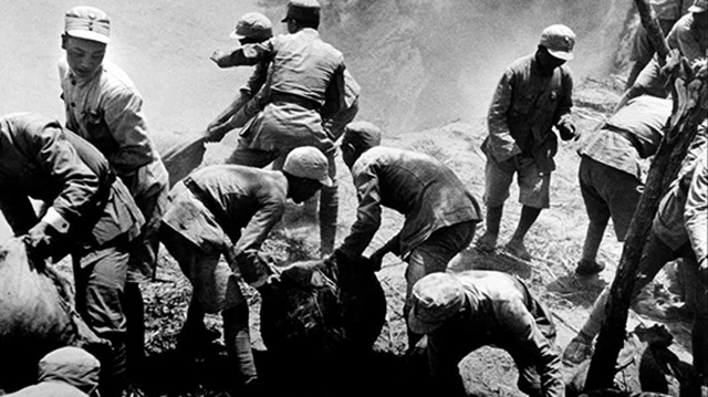 赌王何鸿燊和李小龙是什么关系,赌王何鸿燊与李小龙关系好不好