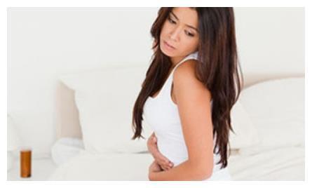 女人得了子宫肌瘤有哪些症状,子宫肌瘤下半身出血