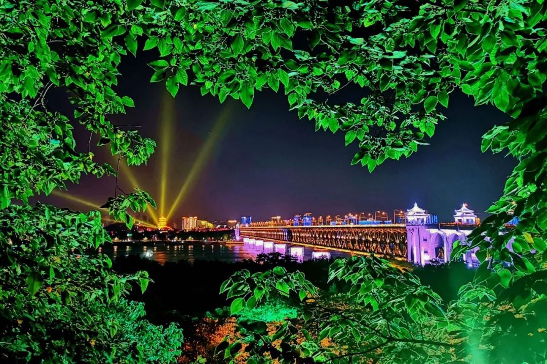 江城最美夜景,最美的江城夜景