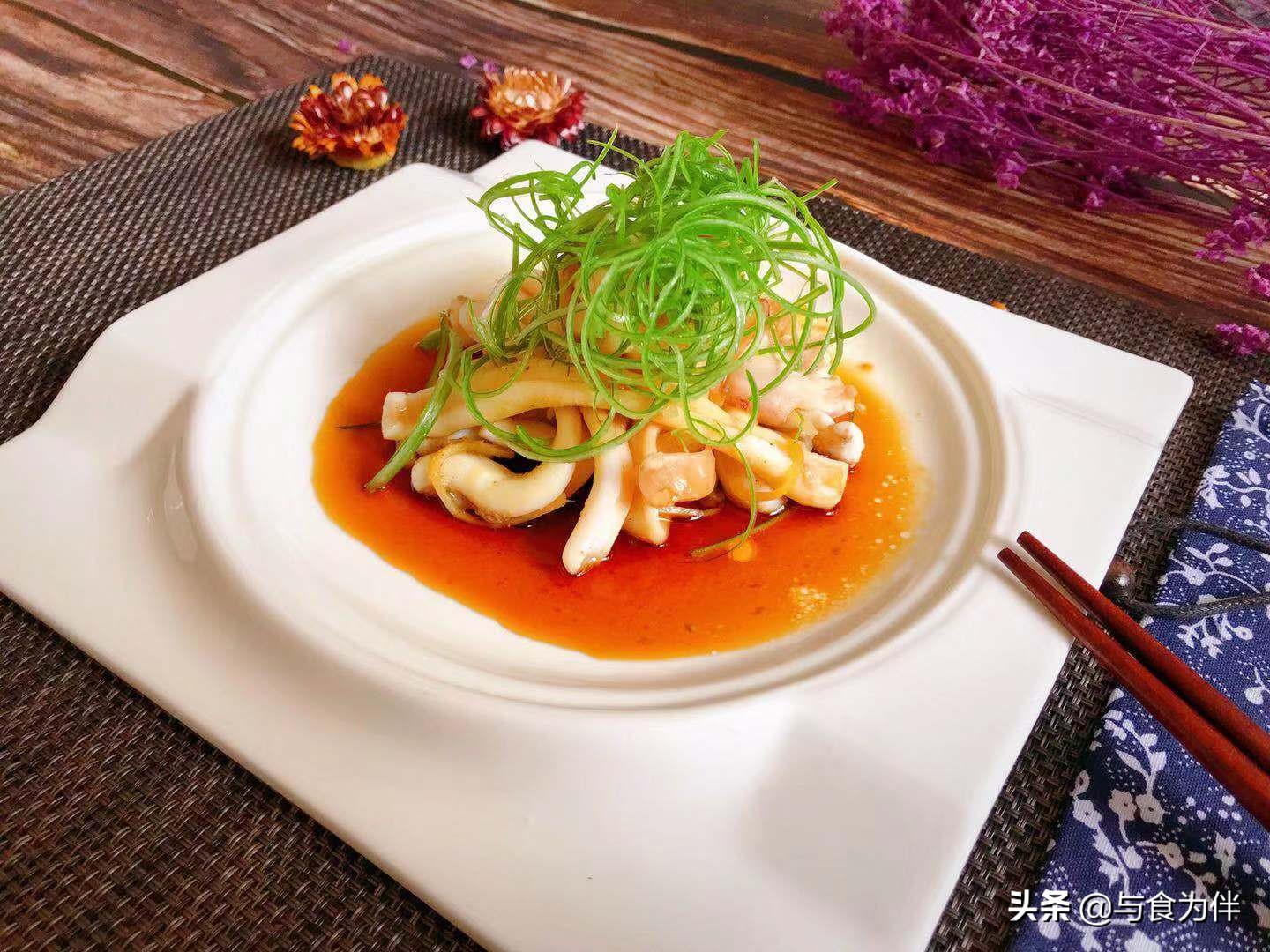 鱿鱼不油炸怎么做好吃,鱿鱼不煎不用炸鲜香肉嫩无腥味