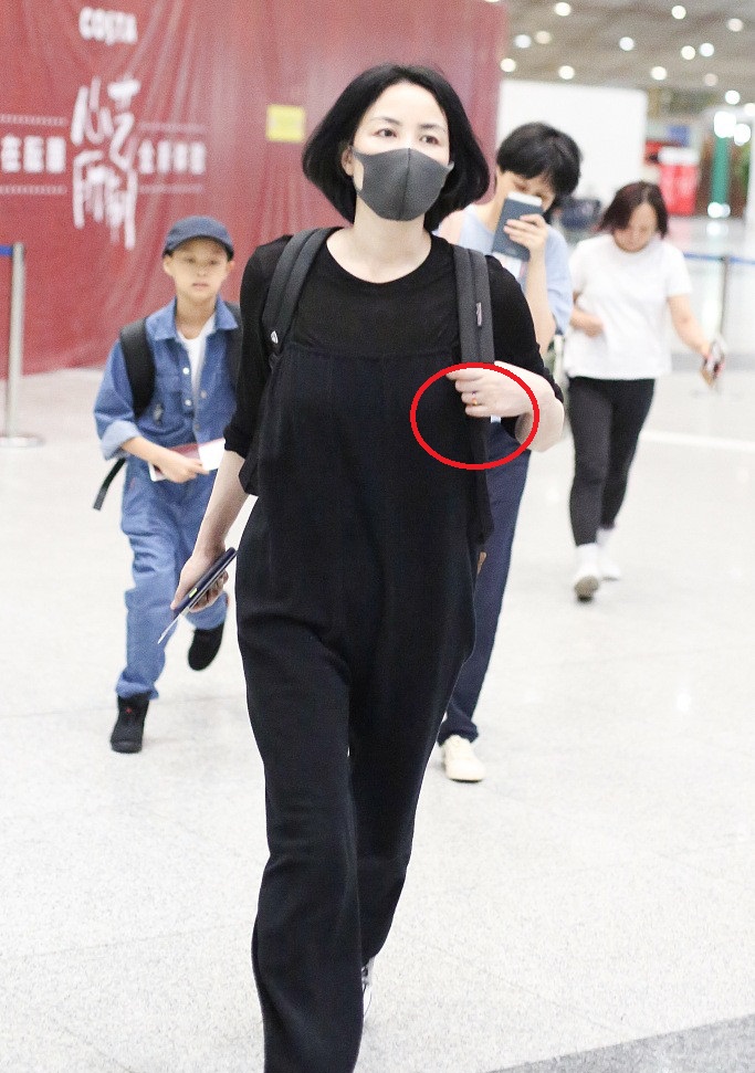 王菲跟谢霆锋最近一起的照片,王菲会不会跟谢霆锋结婚