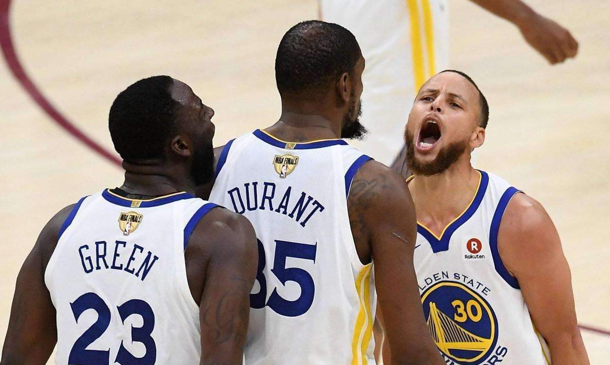 勇士官方展示杜兰特穿新球衣照片,勇士新球馆杜兰特