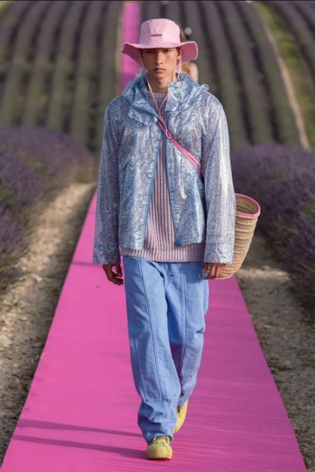 这个系列，让我看到了自己眼睛里的光