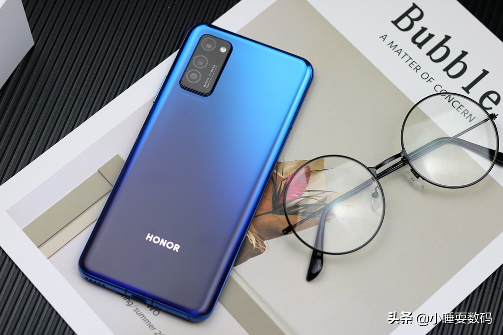 年轻人首选高性价比5g,年轻人值得买的手机中高端