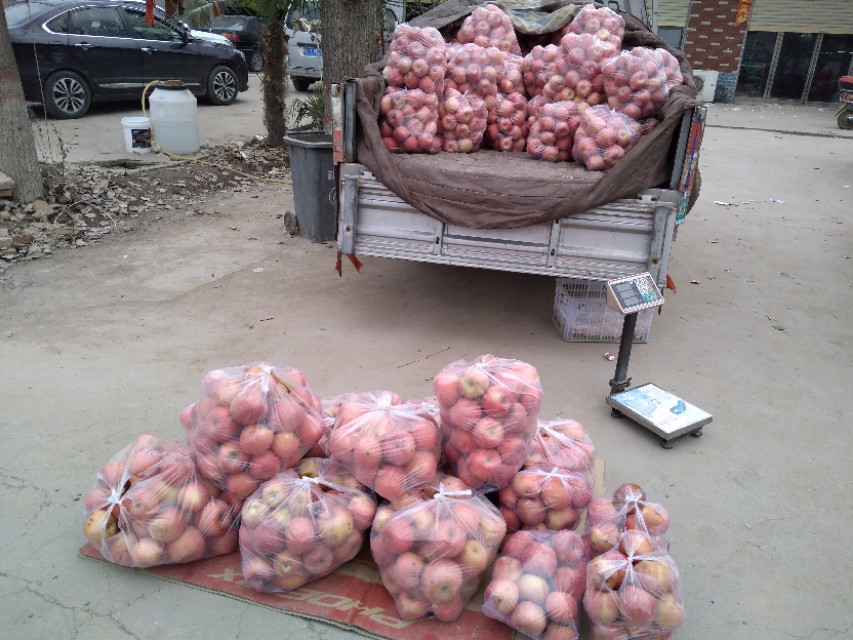 农村赶大集摆地摊可以做的小生意,豫东的农村春节赶大集