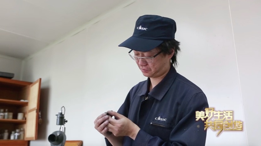 手工研磨精度可达到5纳米,研磨精度可以达到多大精度