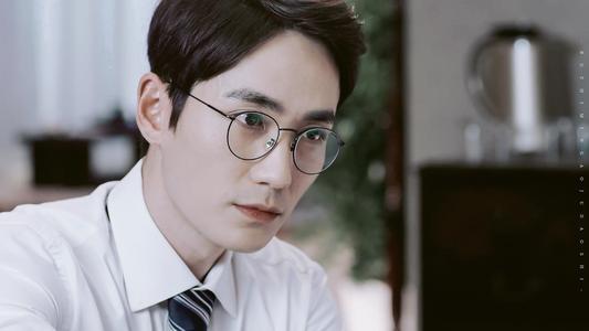 朱一龙被问买衣服,朱一龙穿戏服