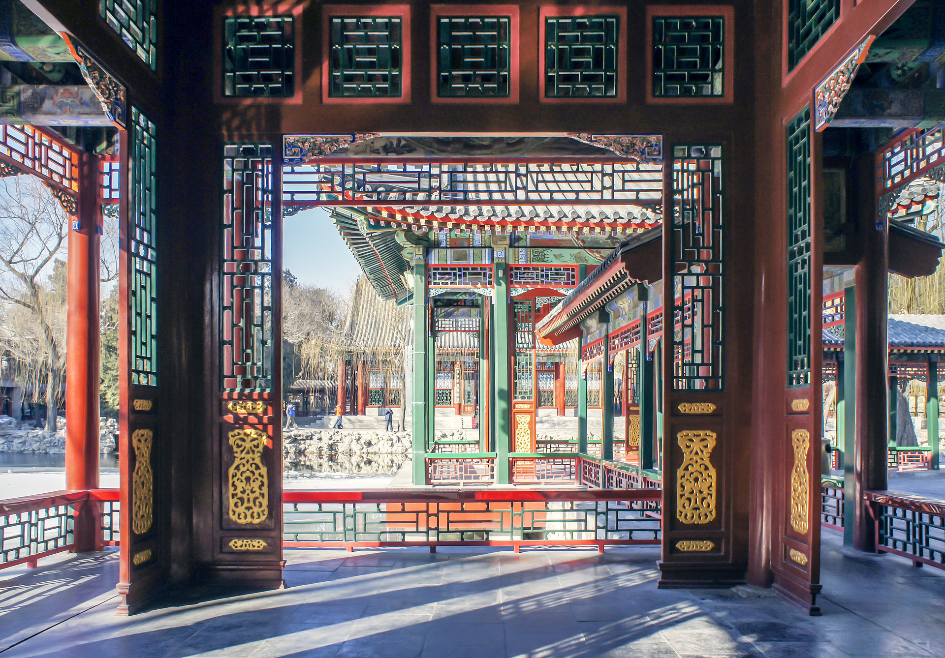 浜旀湀榛勬澶╀笁鏄熺櫧鍏板湴,涓夋槦鐧藉叞鍦颁簲鏈堥粍姊呭ぉ