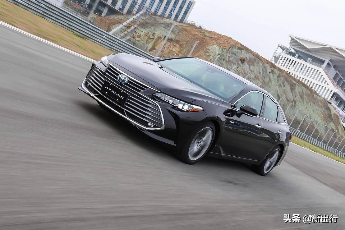 抢先体验丰田全新亚洲龙,一汽丰田新款亚洲龙现身