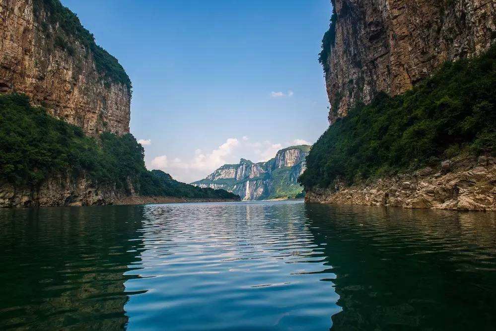 贵州织金县：一个织金洞，一道宫保鸡丁如何能够留住游客？