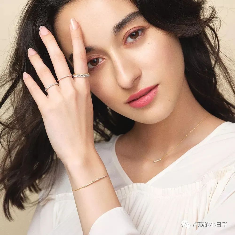 日常必备的10款首饰,选对首饰让你轻松拥有高级感