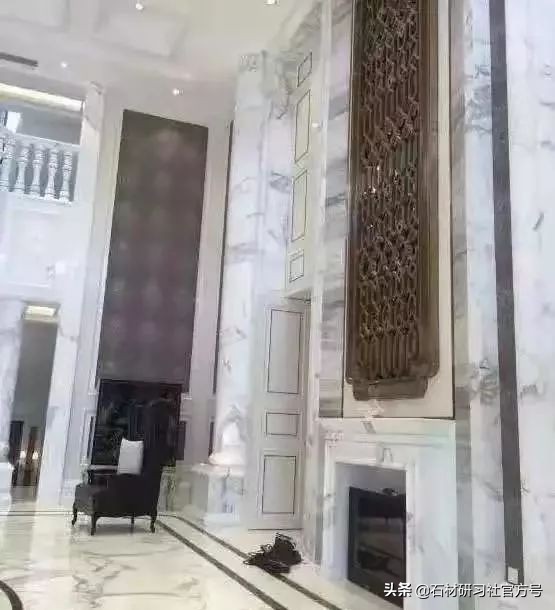 雪花白鱼肚白的区别,鱼肚白和雪山白的区别