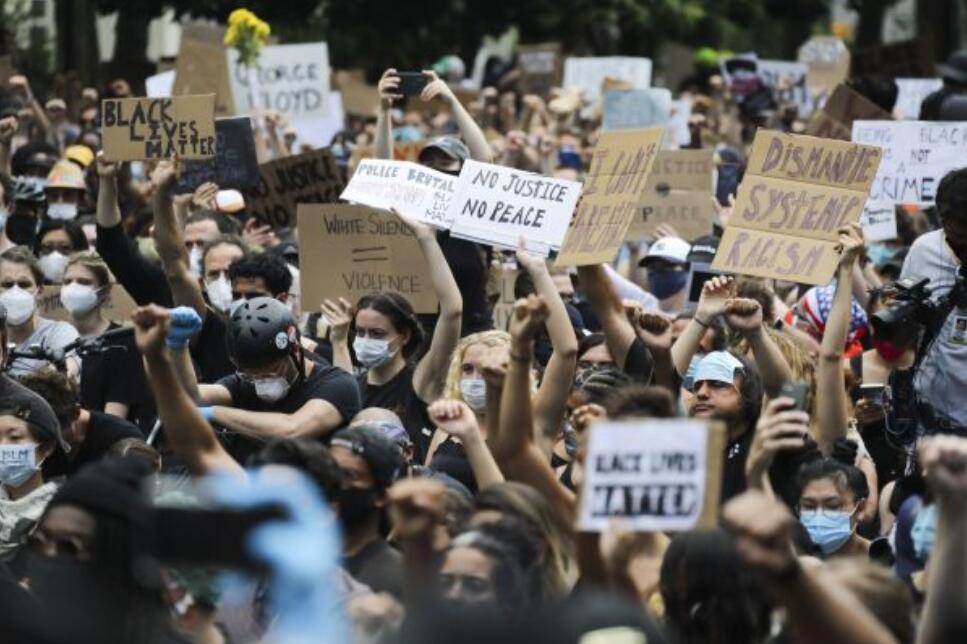 美国面临全球战略危机,世界上对美国威胁最大的四个国家