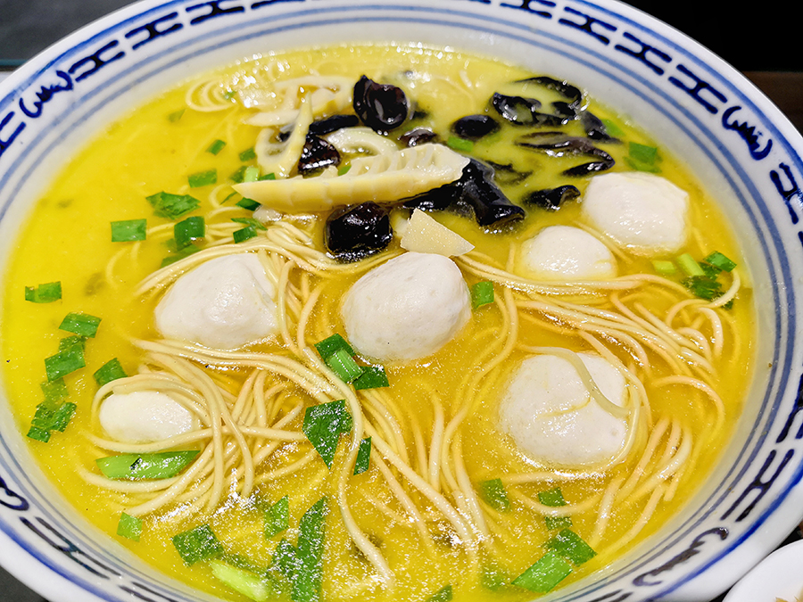 “锅盖面之乡”的镇江，面条受质疑？人家抽检给你看