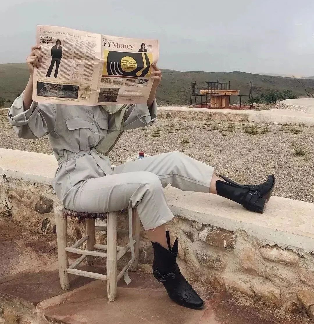 又酷又飒的女生裤装穿搭,又酷又飒的连体裤