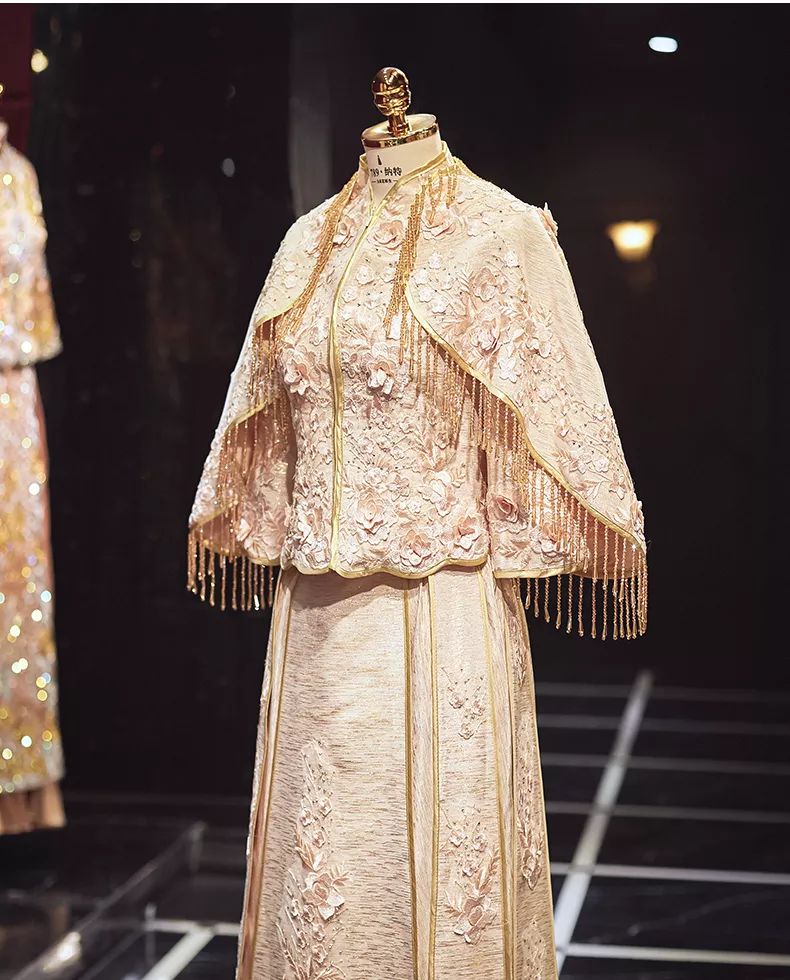 冬天备婚好物推荐敬酒服,十一月结婚敬酒服怎么选