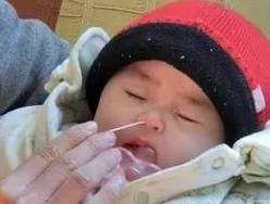 新生儿鼻子有鼻屎怎么清理最有效,新生儿鼻子里的鼻屎怎样清理