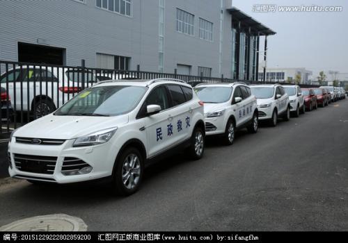 初次去4s店看车该怎么和销售谈,4s店看车技巧和话术