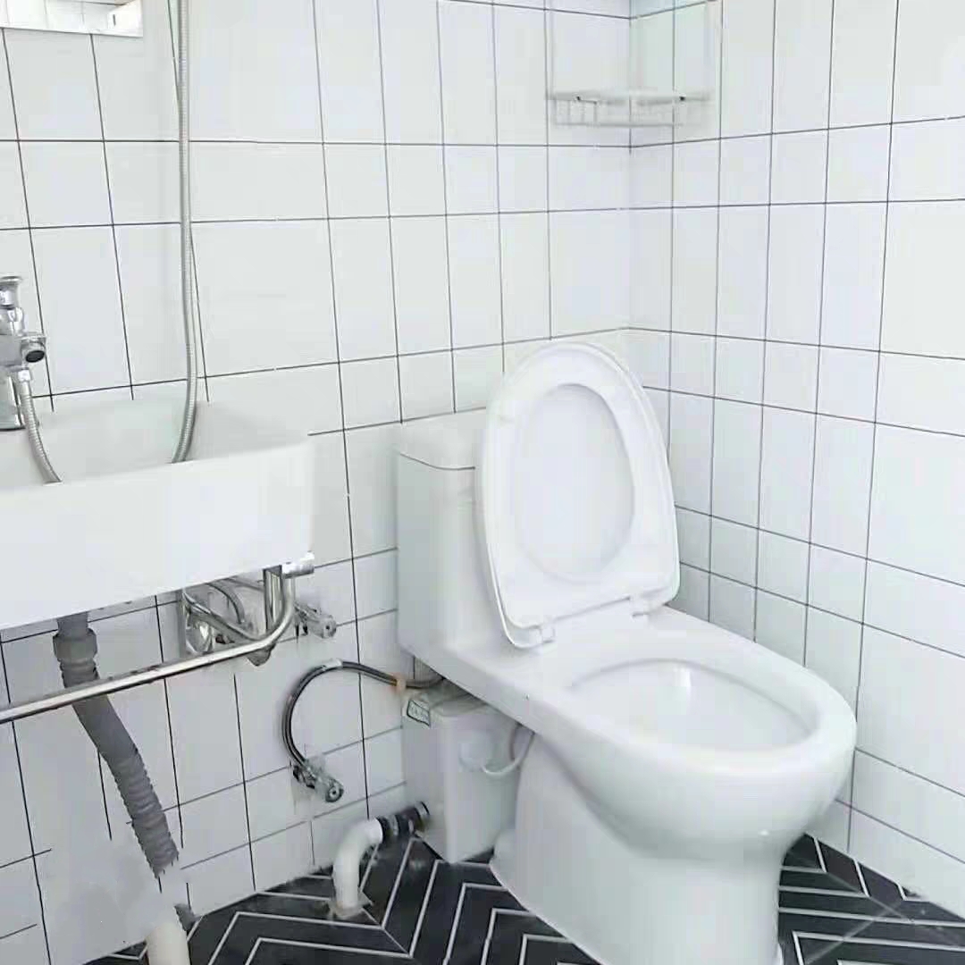 马桶堵住了一直冲水能冲下去吗,马桶堵住出气口还一直上水