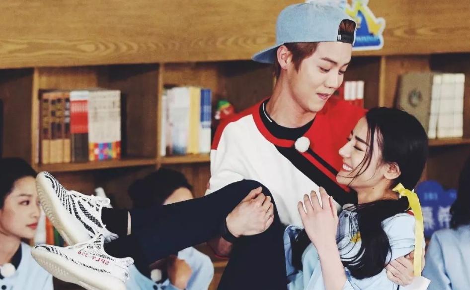 鹿晗是超一线明星还是一线明星,从一线当红到无戏可拍