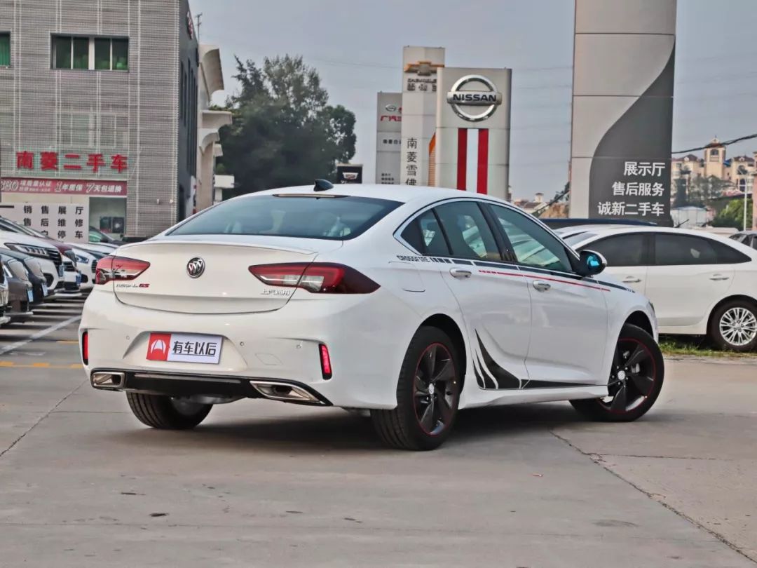 优衣库抢疯的裤子,优衣库联名freeforalltime