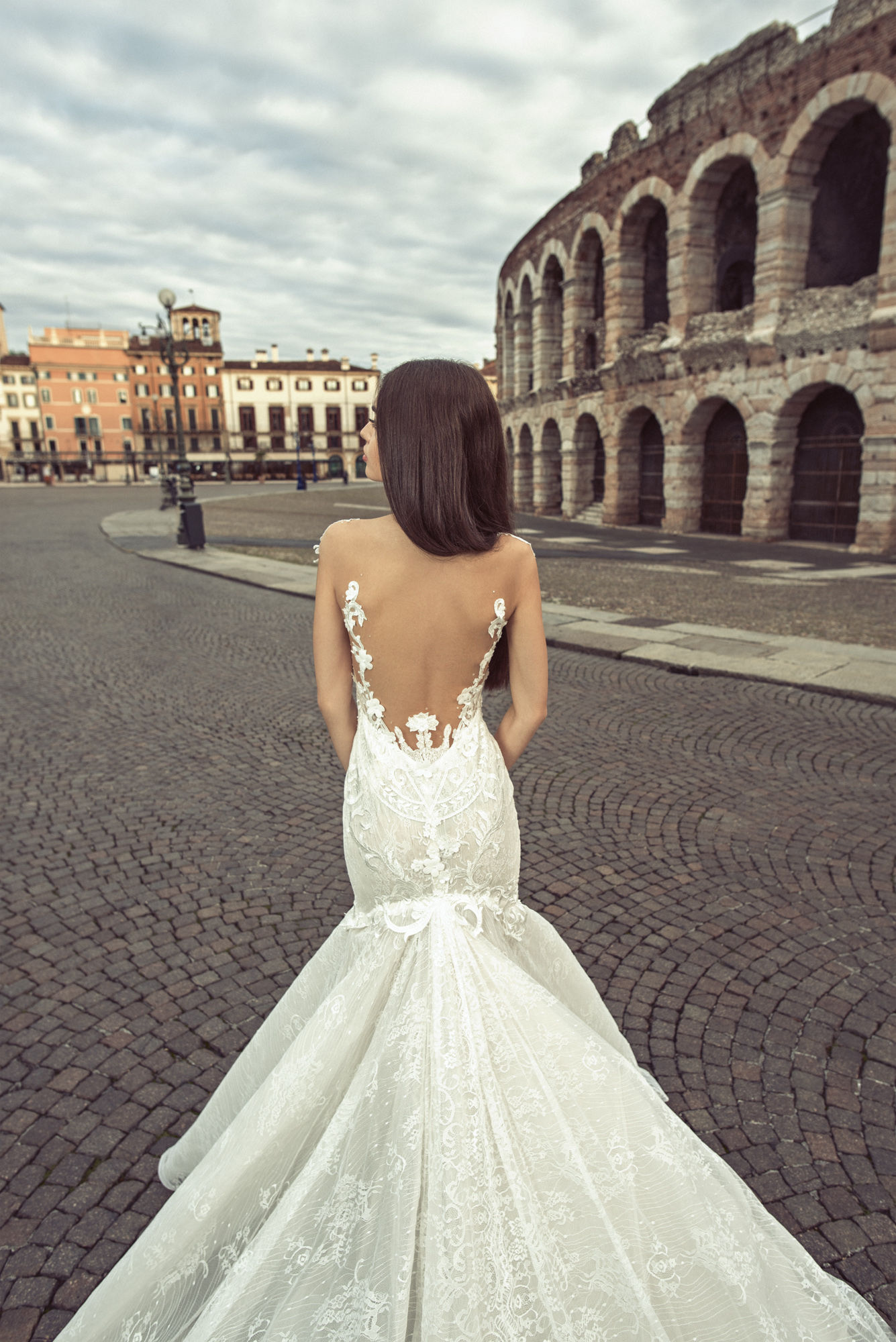 juliakontogruni高定款,juliakontogruni是什么品牌