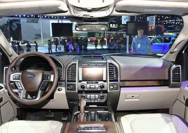 猛禽f-150空间表现,猛禽f-150哪一款值得买