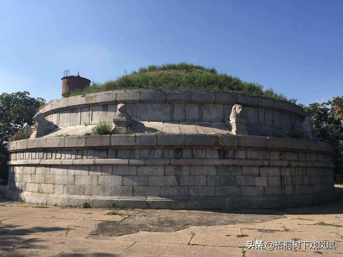 火化后再土葬要不要骨灰盒,火化后骨灰盒可以回乡土葬吗