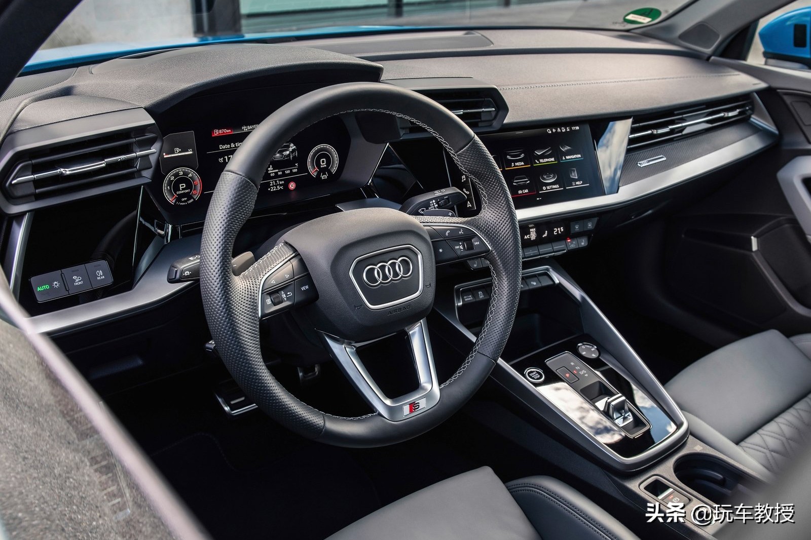 这里摸摸那里按按，开个车能不能简单点？