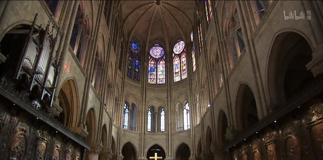 被大火烧毁的法国建筑,法国地标建筑着火