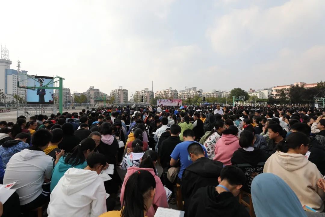 溧阳燕山中学照片,看溧阳风景