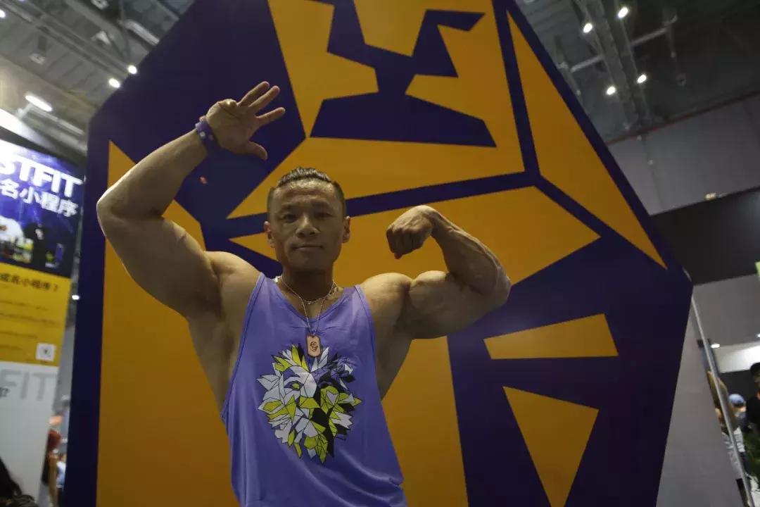 一健成名健身教练现状,一健成名老板多大了