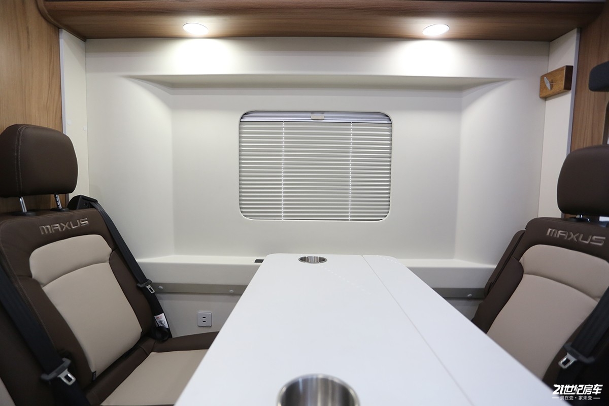 2021款上汽大通maxusv90别墅版,上汽大通maxus生活家v90双拓版