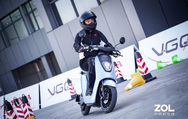 8000左右的轻便摩托车,电摩体验