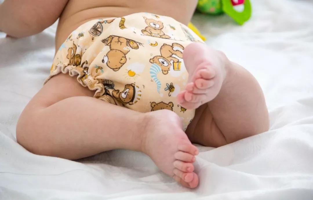 女宝宝两岁半会不会得尿道炎,两岁女宝怎么会有尿道炎