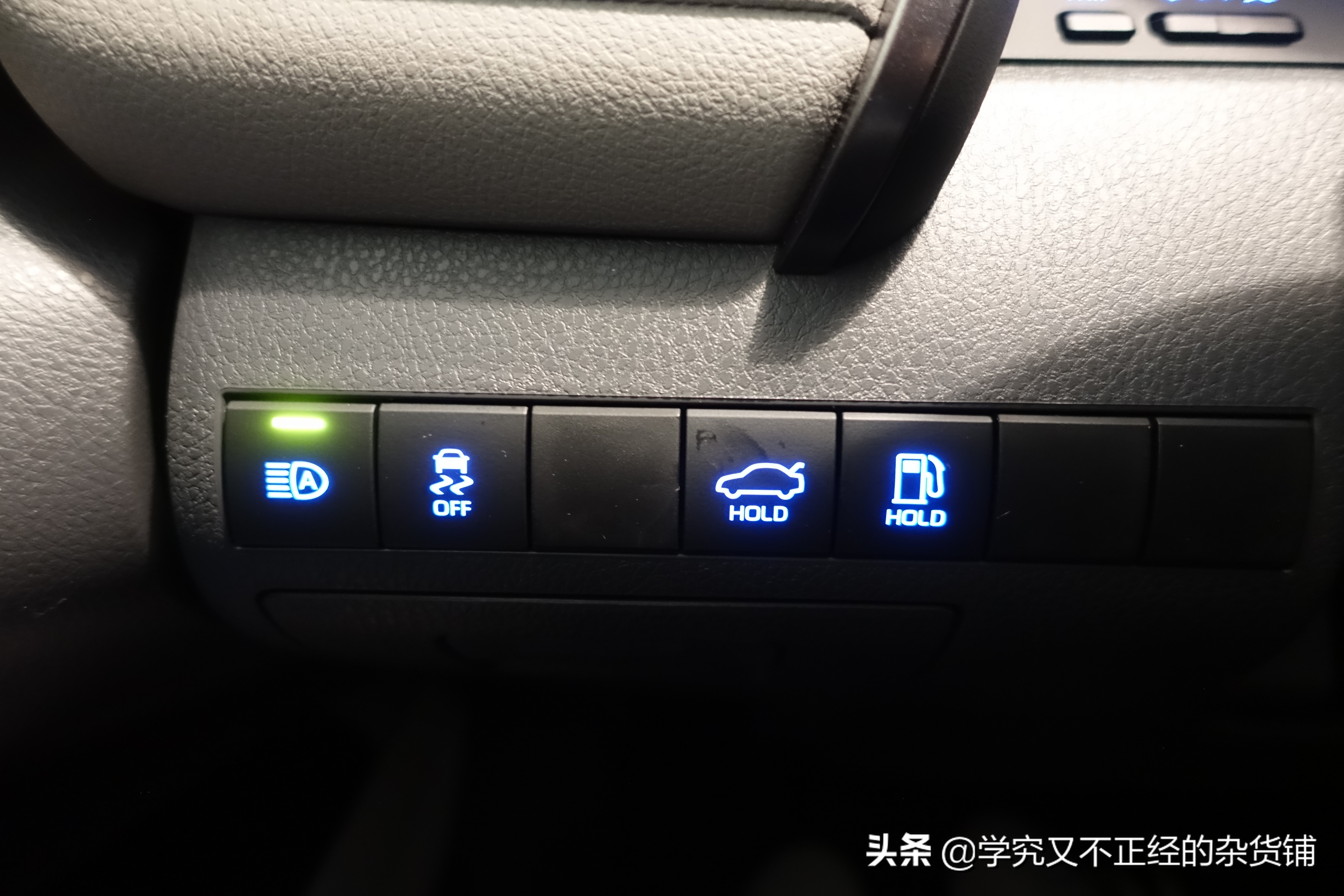 美国凯美瑞新车落地价格,美国八代凯美瑞提车价